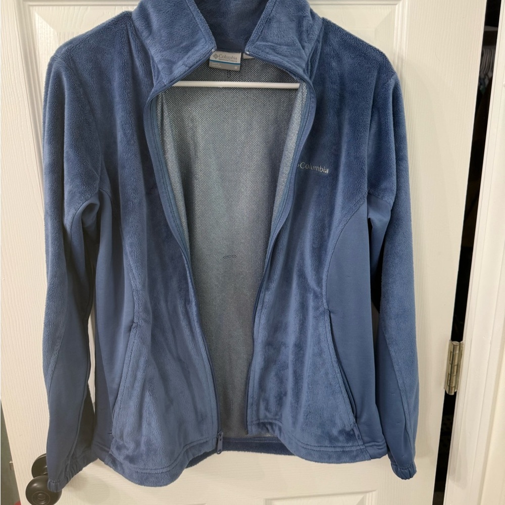 Columbia Women's Soft Blue Teddy Jacket